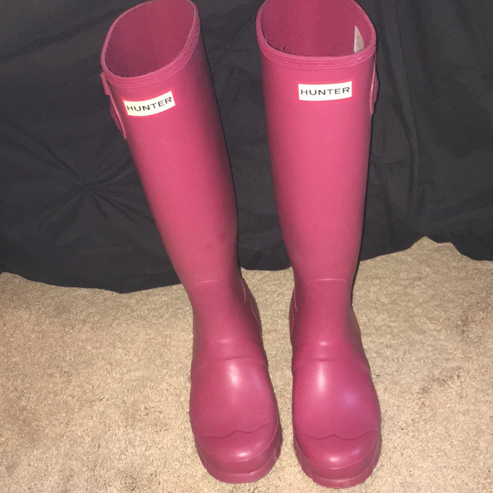 Raspberry Hunter Boots